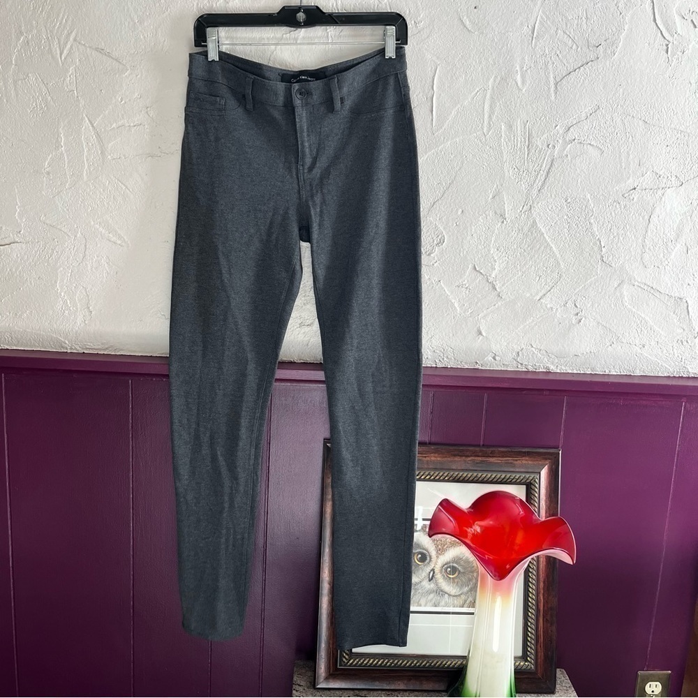 CALVIN Klein Jeans Gray Pant/Leggings Size 8